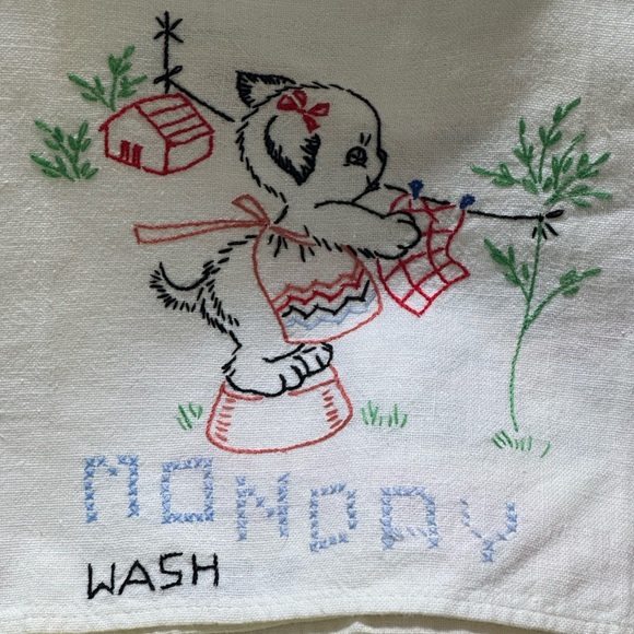 Vintage Complete Set 7 Days of The week Embroidered Dish Towels Oh So Cute Dog - Picture 3 of 15